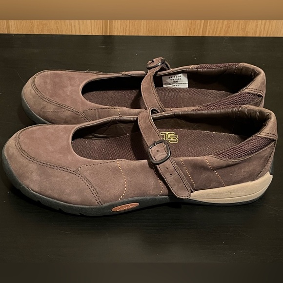 Cabela’s MaryJane Brown Leather Shoes - Picture 7 of 15